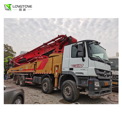 Máy bơm bê tông xe tải động cơ diesel 36m đã qua sử dụng cho tối đa. Chiều cao giao hàng