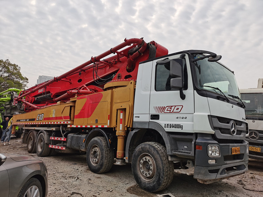 Bơm xe tải tân trang Bơm bê tông Putzmeister đã qua sử dụng